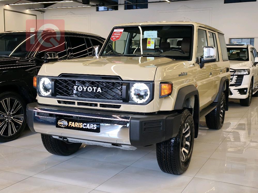 تويوتا لاند كروزر 70